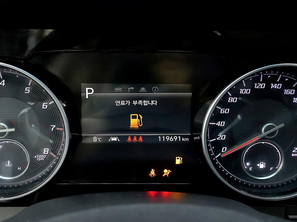 HYUNDAI Grandeur - Vista 11