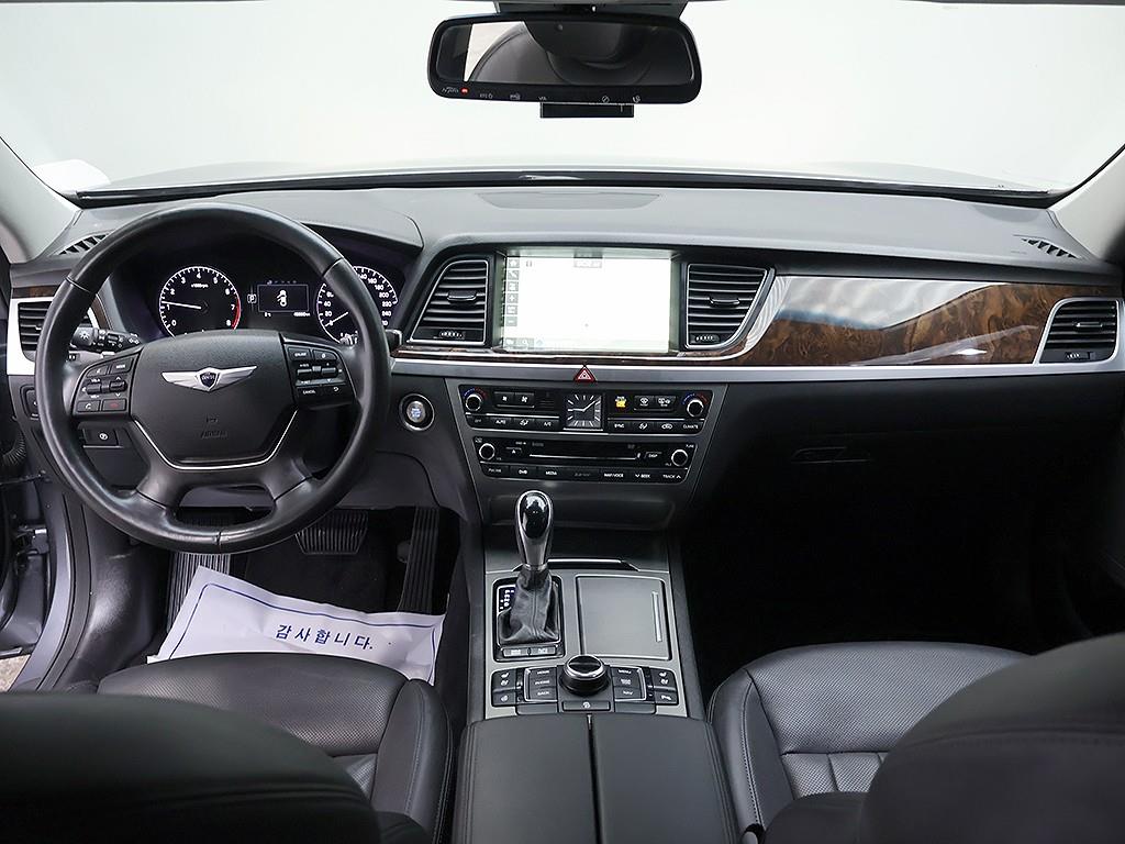 HYUNDAI Genesis - Vista 9