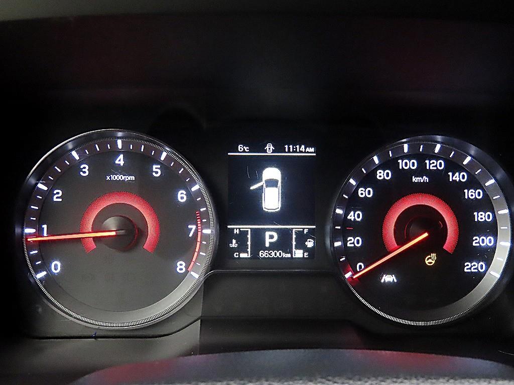 Ssangyong Tivoli - Vista 8