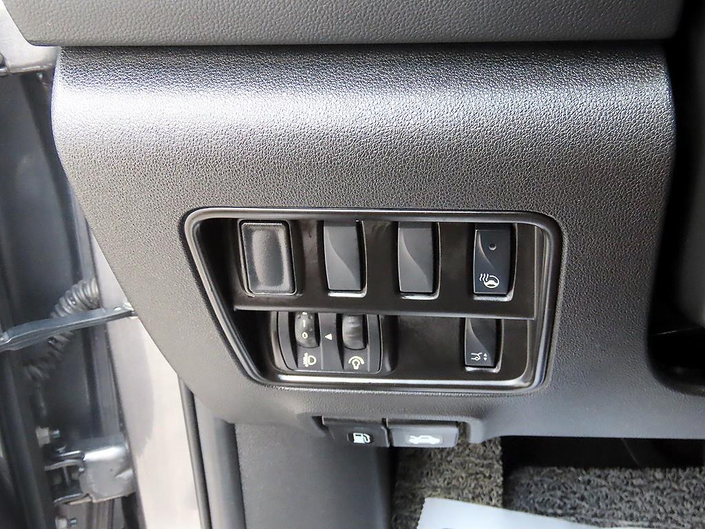 SAMSUNG QM6 - Vista 12