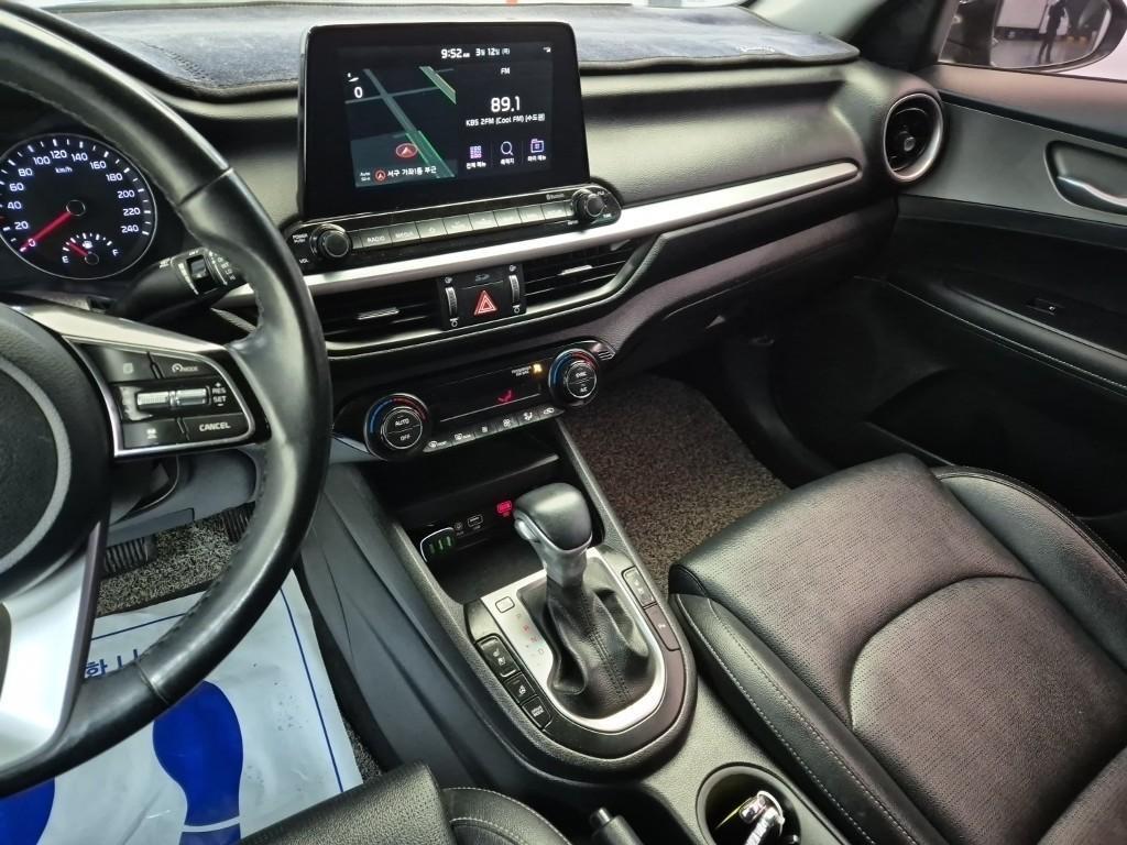 KIA K3 2019 Azul - Importación desde Corea - HF Imports Iquique - Foto 17