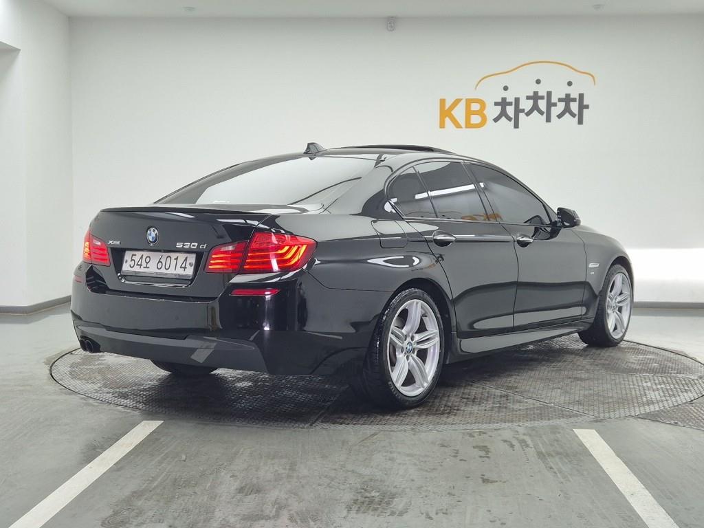 BMW 5 Series - Vista 4