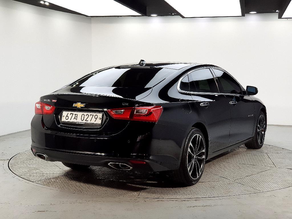 Chevrolet Malibu - Vista 4