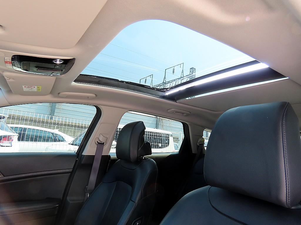 KIA Sportage 2022 Negro - Importación desde Corea - HF Imports Iquique - Foto 15