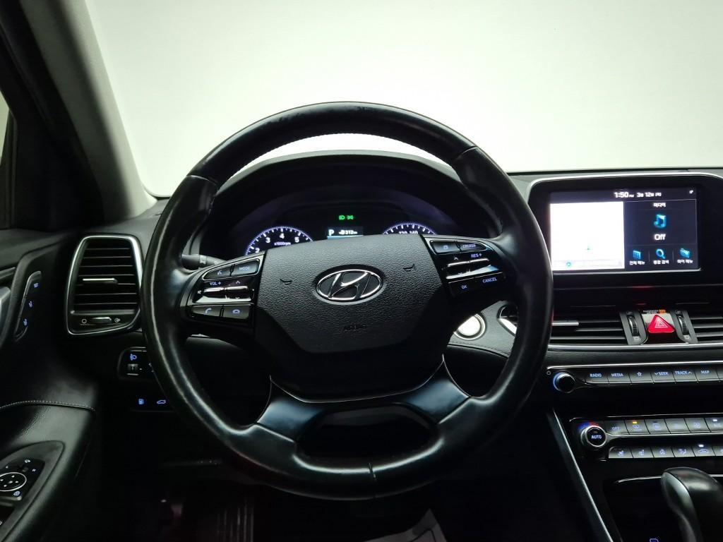 HYUNDAI Grandeur - Vista 9