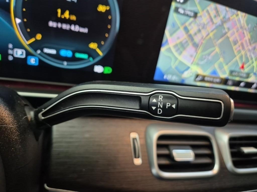 Mercedes Benz GLE Class - Vista 8