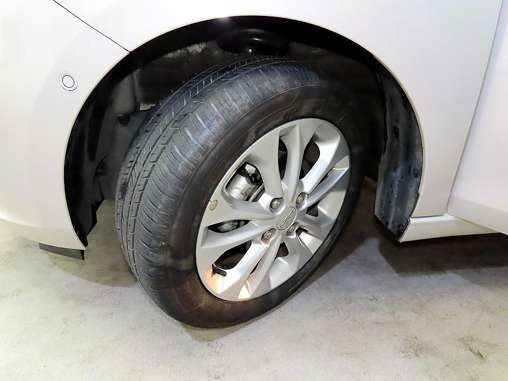 Chevrolet Spark 2021 Blanco - Importación desde Corea - HF Imports Iquique - Foto 19