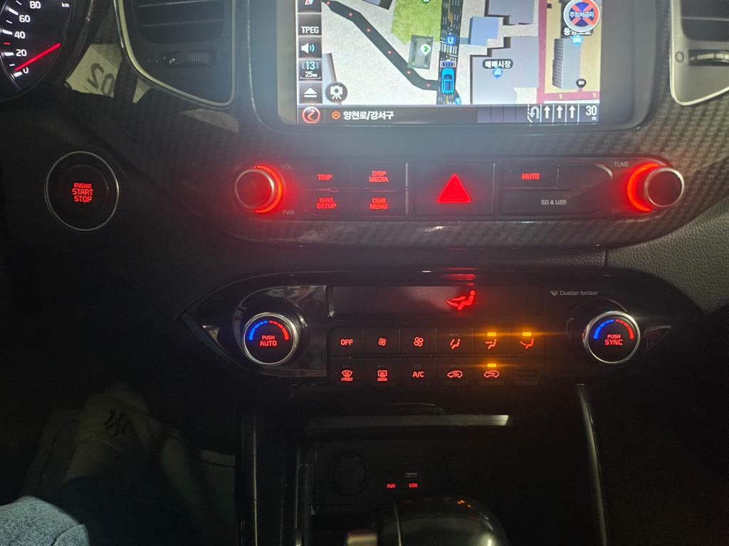 KIA Carens 2018 Azul - Importación desde Corea - HF Imports Iquique - Foto 16