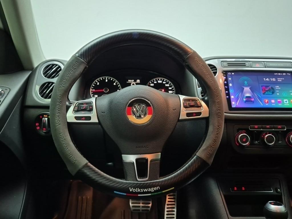 Volkswagen Tiguan - Vista 9