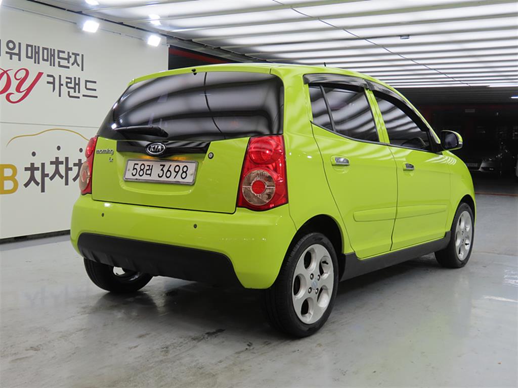 KIA Morning - Vista 4