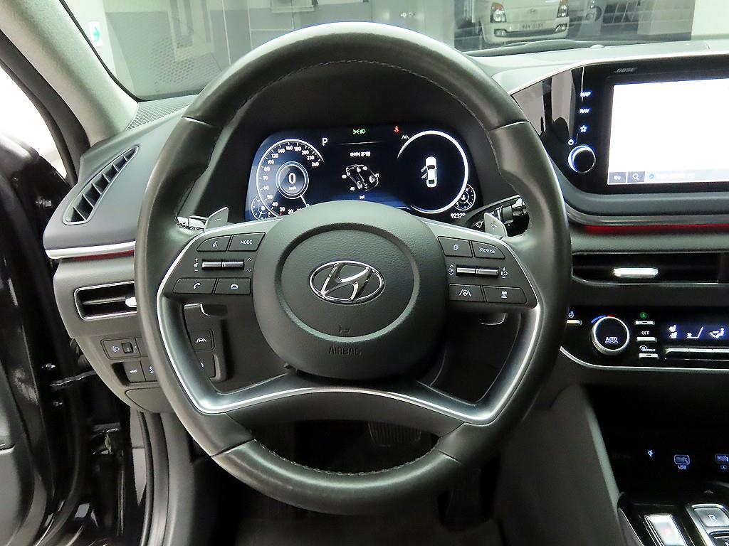 HYUNDAI Sonata - Vista 7