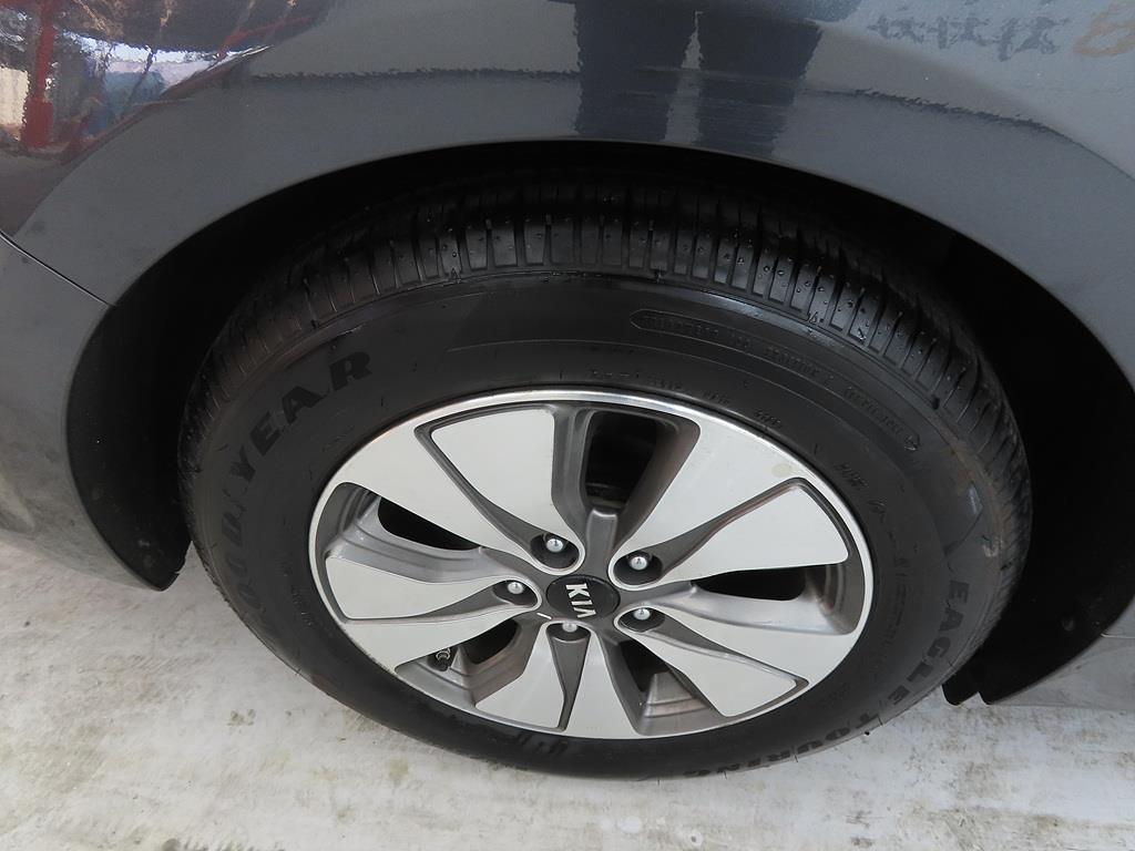 KIA K5 2017 Gris - Importación desde Corea - HF Imports Iquique - Foto 20