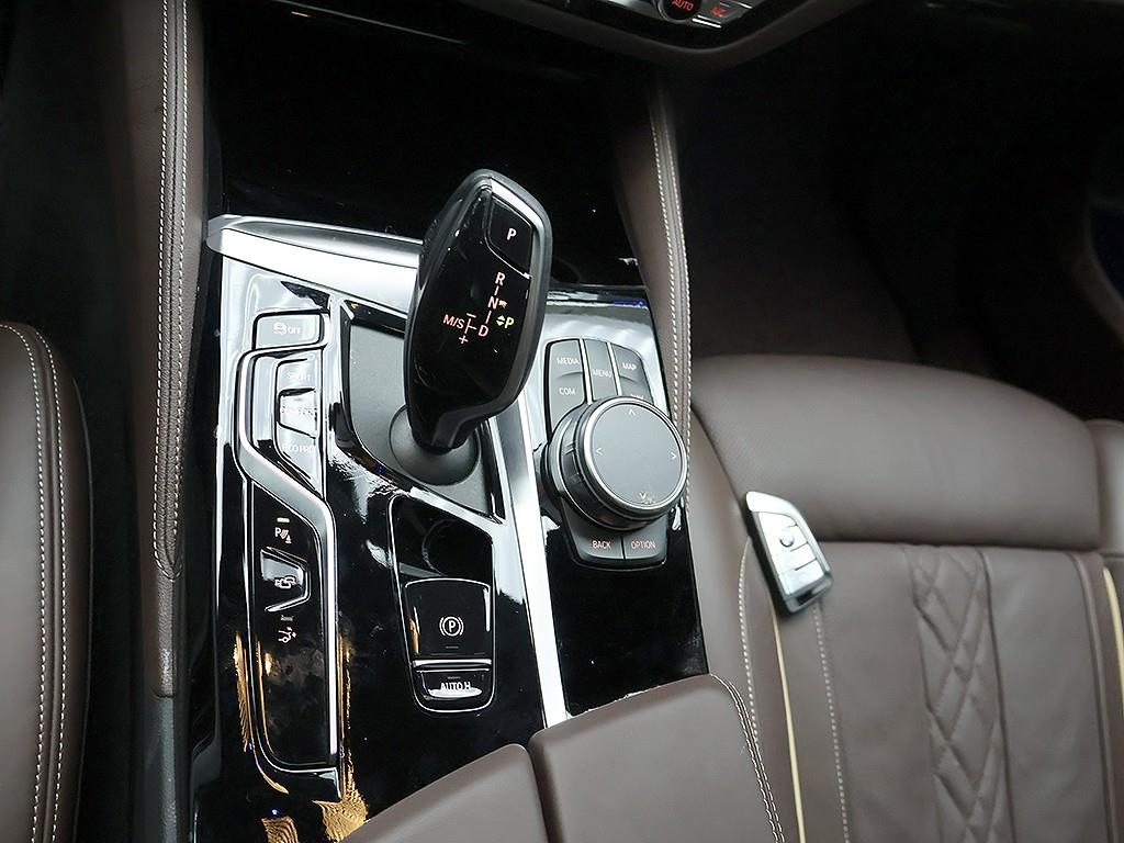 BMW Gran Turismo 2023 Blanco - Importación desde Corea - HF Imports Iquique - Foto 10