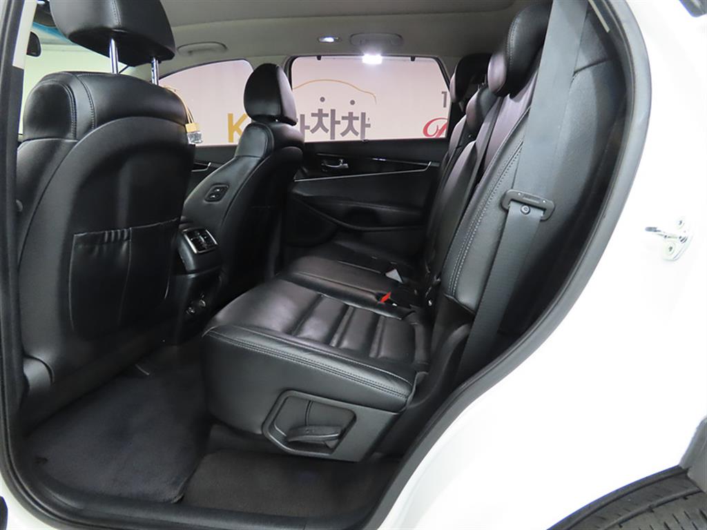 KIA Sorento - Vista 6