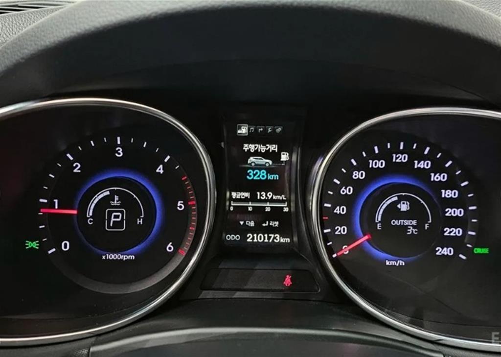 HYUNDAI Santa Fe - Vista 8