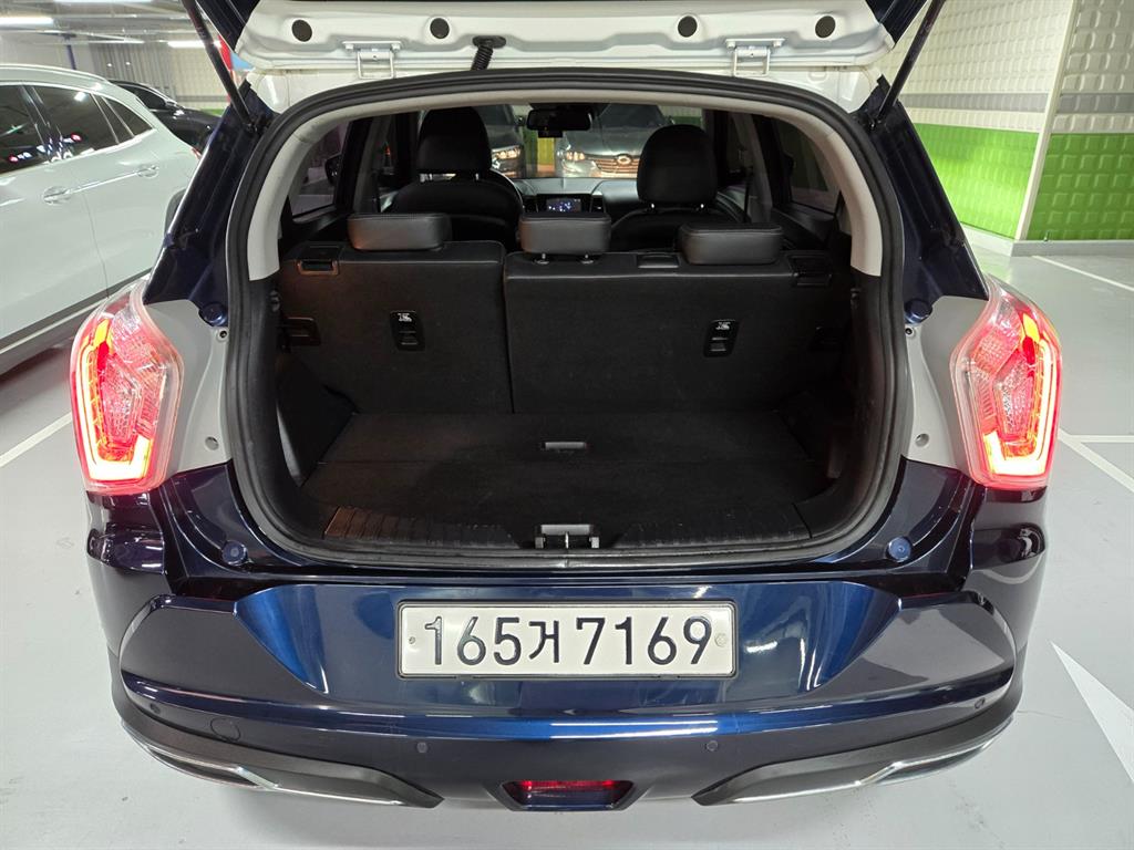 Ssangyong Tivoli - Vista 5