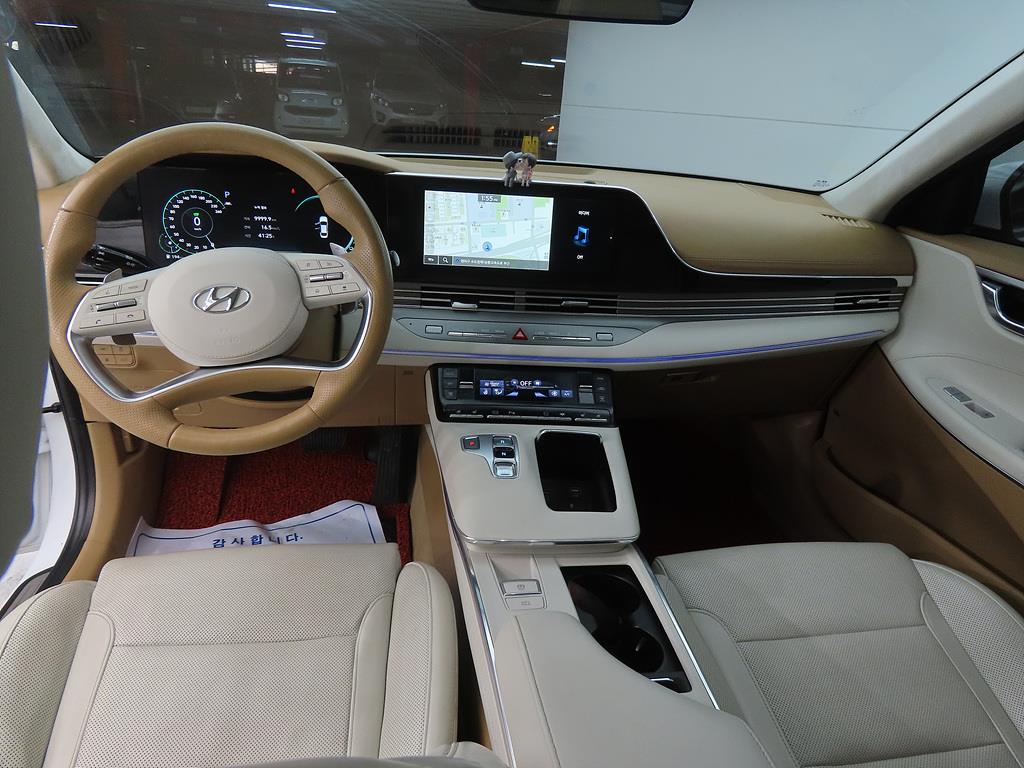 HYUNDAI Grandeur - Vista 7