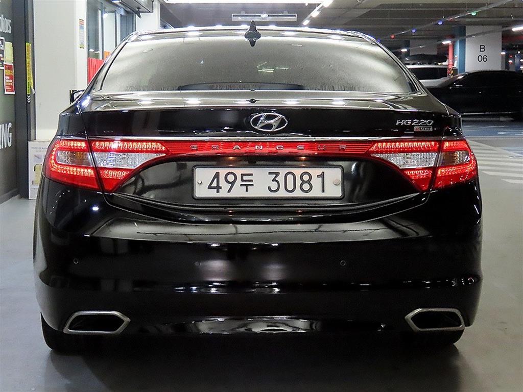 HYUNDAI Grandeur - Vista 5
