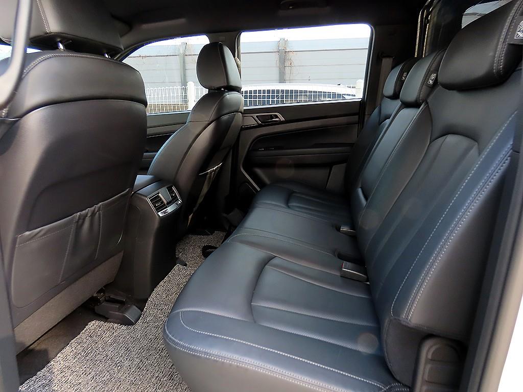 Ssangyong Rexton - Vista 6