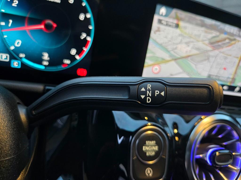 Mercedes Benz GLA Class - Vista 11