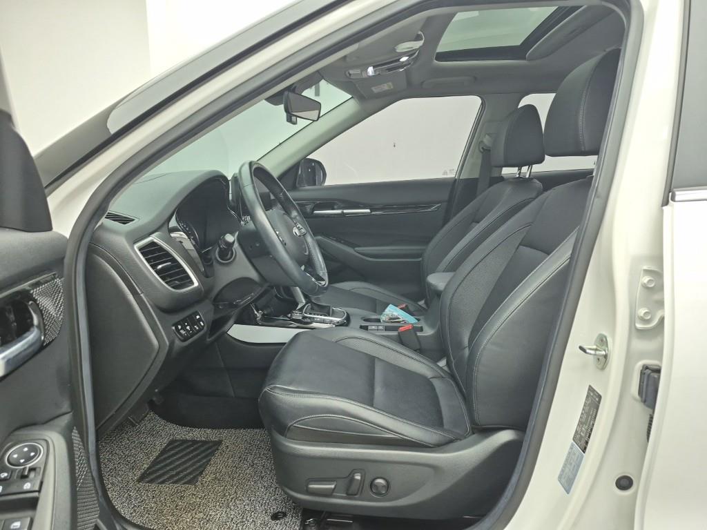 KIA Seltos - Vista 11