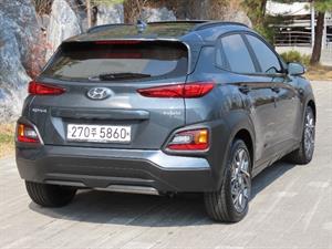 HYUNDAI Kona - Vista 6