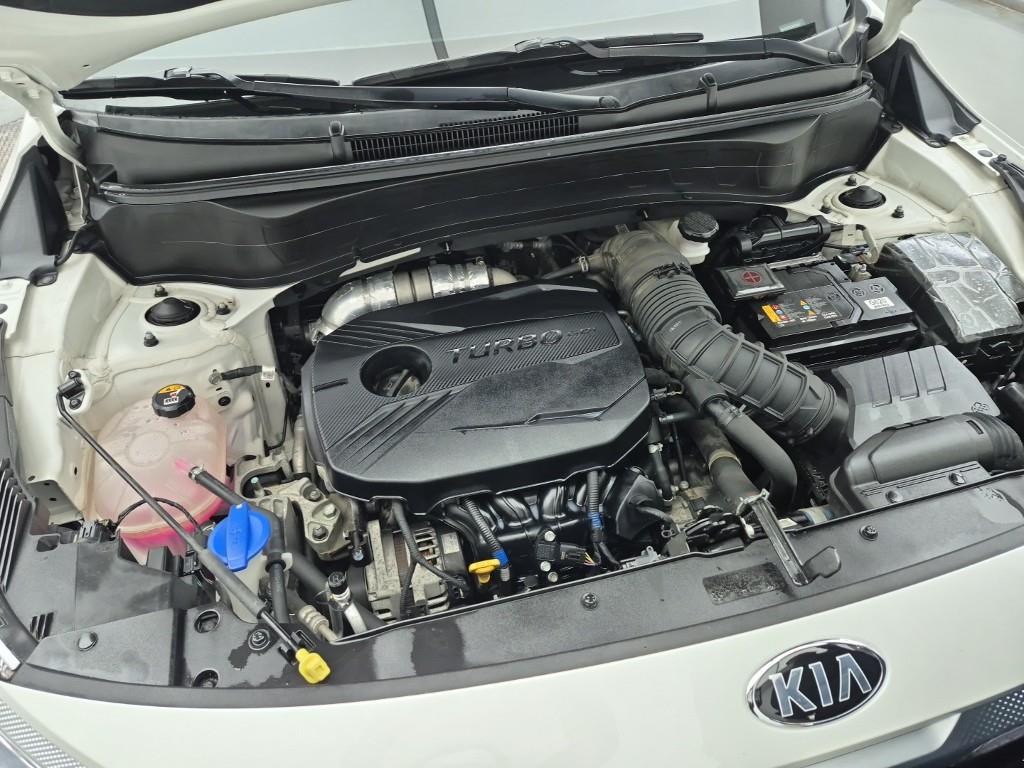 KIA Seltos - Vista 6