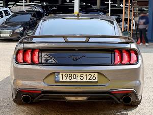 Ford Mustang - Vista 6