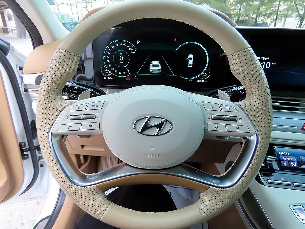 HYUNDAI Grandeur - Vista 8