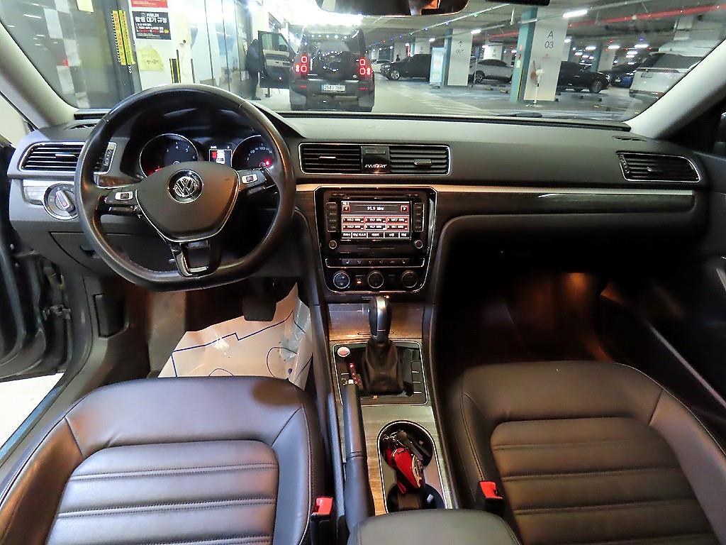 Volkswagen Passat - Vista 10