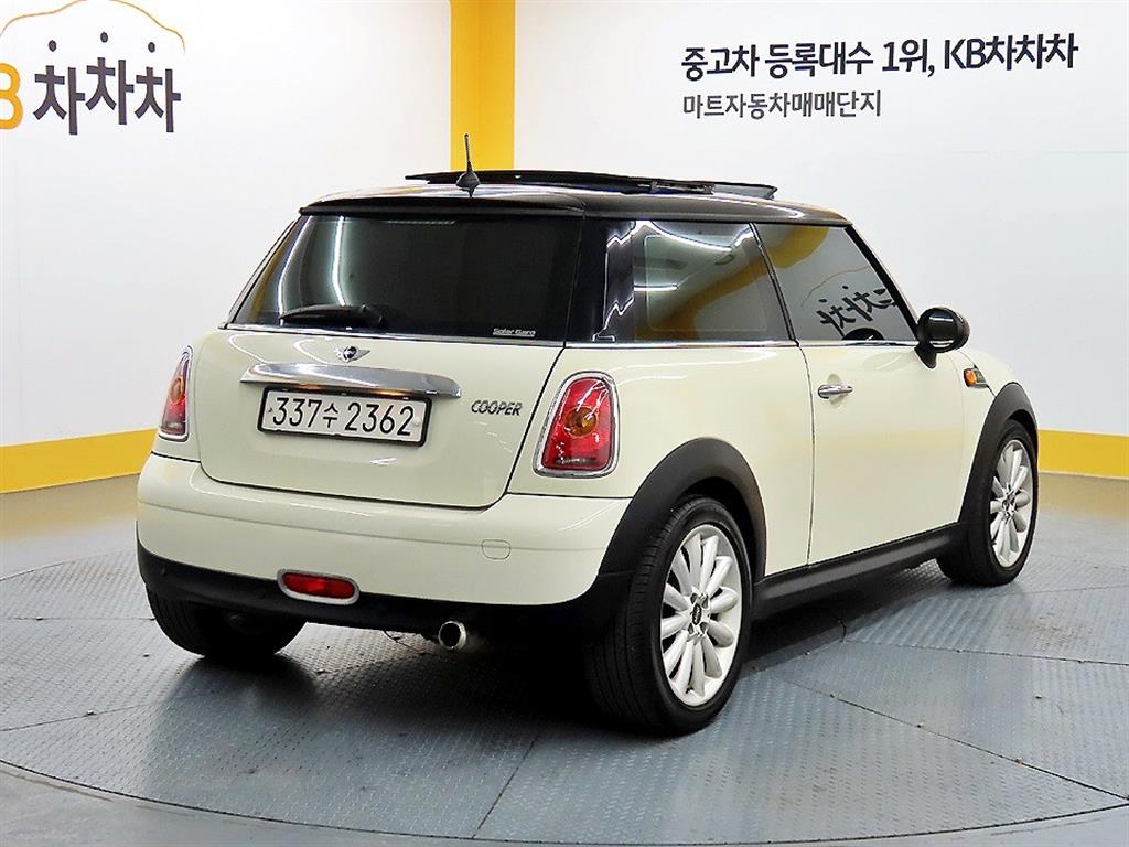 Mini Cooper - Vista 4