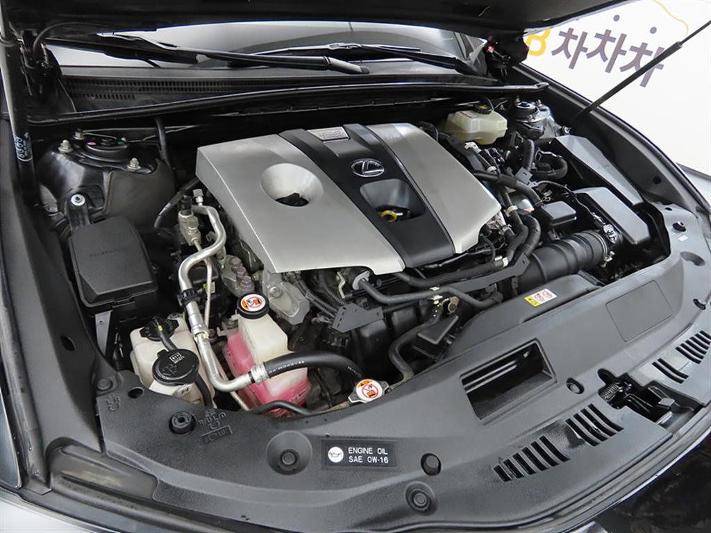 Lexus ES 2019 Negro - Importación desde Corea - HF Imports Iquique - Foto 19