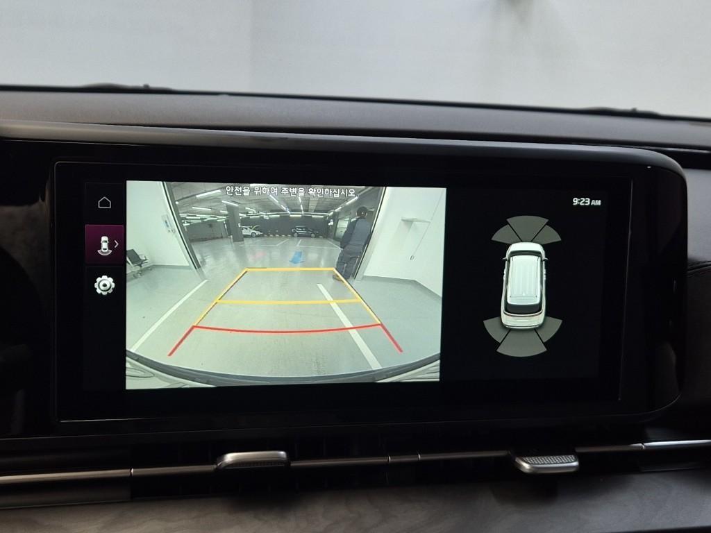 KIA Carnival - Vista 11