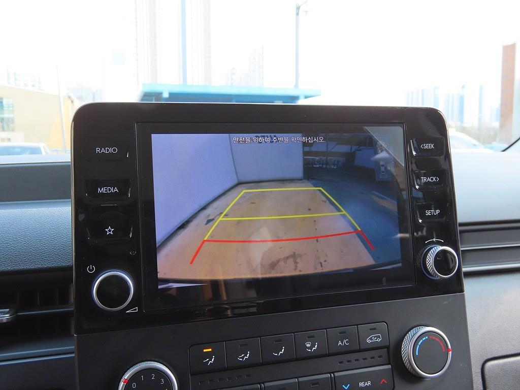 HYUNDAI Staria - Vista 10