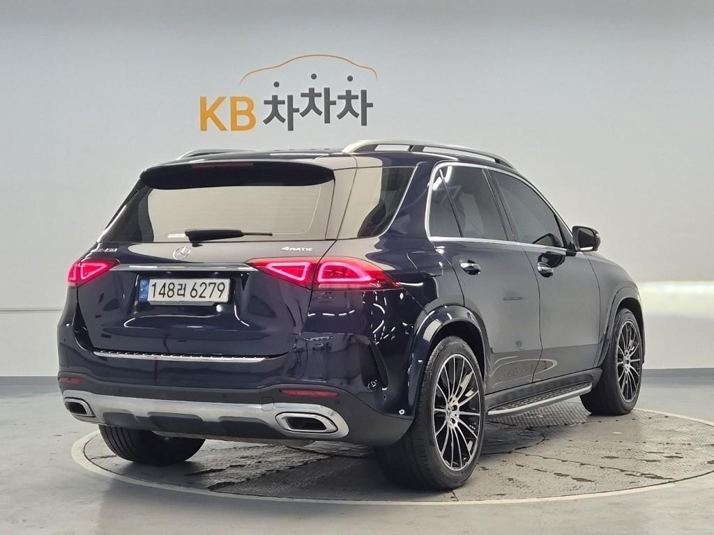 Mercedes Benz GLE Class - Vista 4