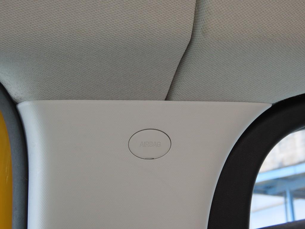 HYUNDAI Staria 2023 Amarillo - Importación desde Corea - HF Imports Iquique - Foto 16