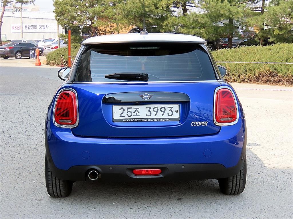 Mini Cooper - Vista 4