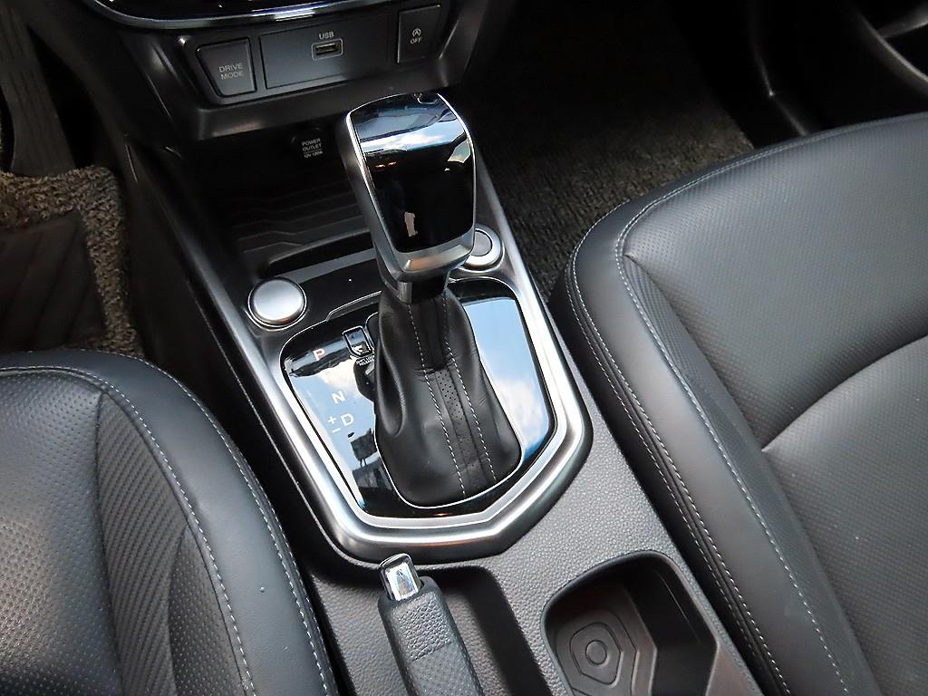 Ssangyong Tivoli - Vista 10