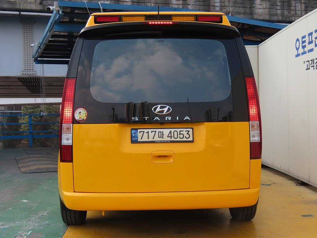 HYUNDAI Staria - Vista 4