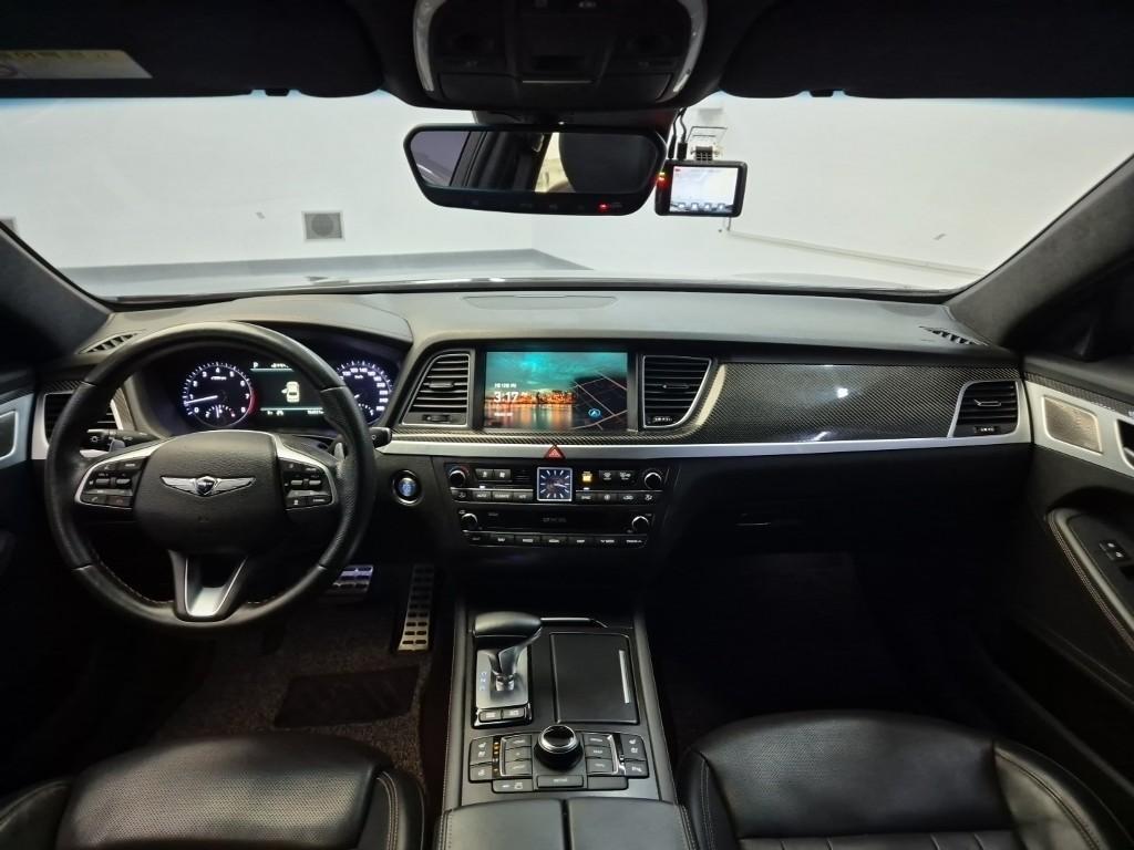 Genesis G80 - Vista 6