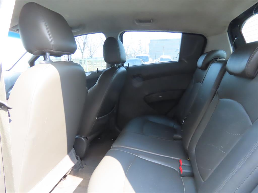 Chevrolet Spark - Vista 11
