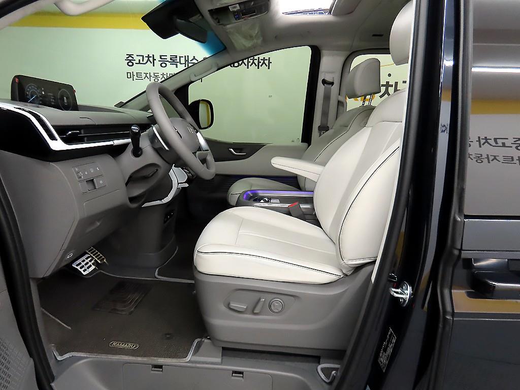 HYUNDAI Staria - Vista 5