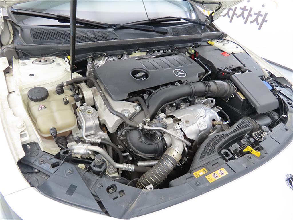 Mercedes Benz A Class 2020 Blanco - Importación desde Corea - HF Imports Iquique - Foto 19