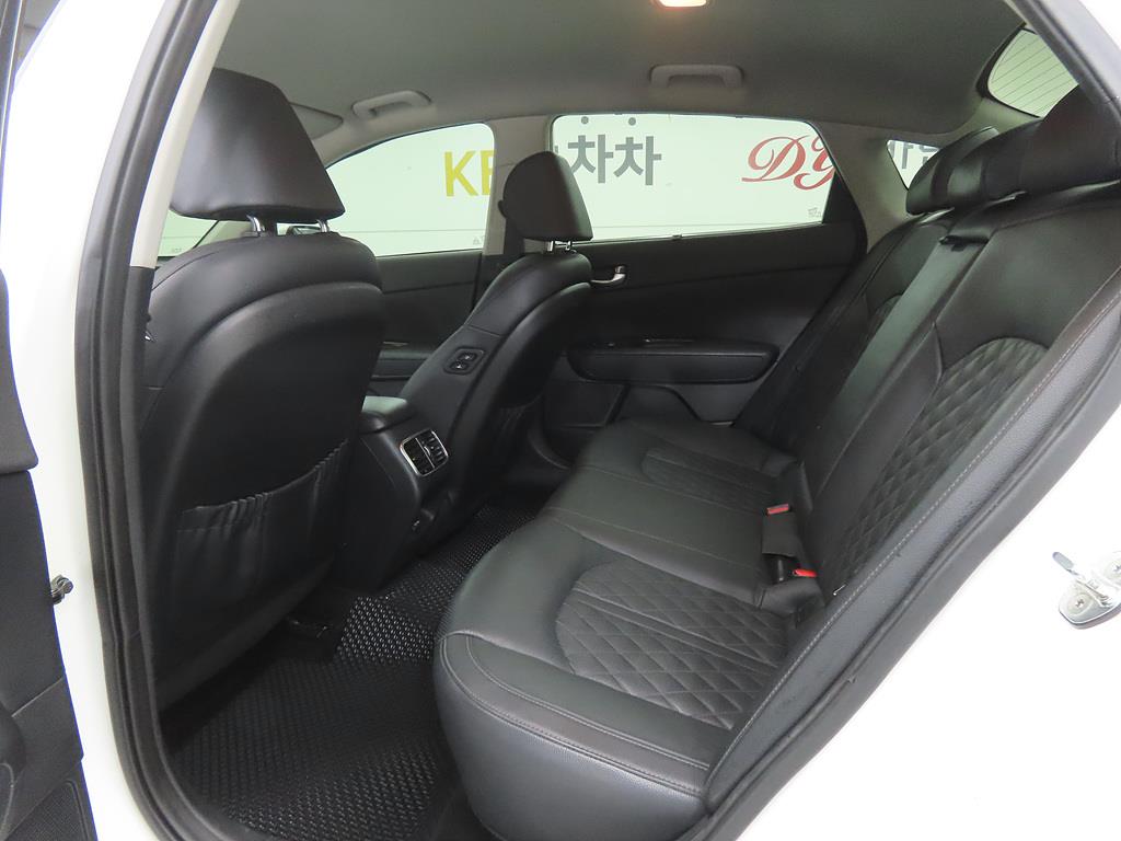 KIA K5 - Vista 6