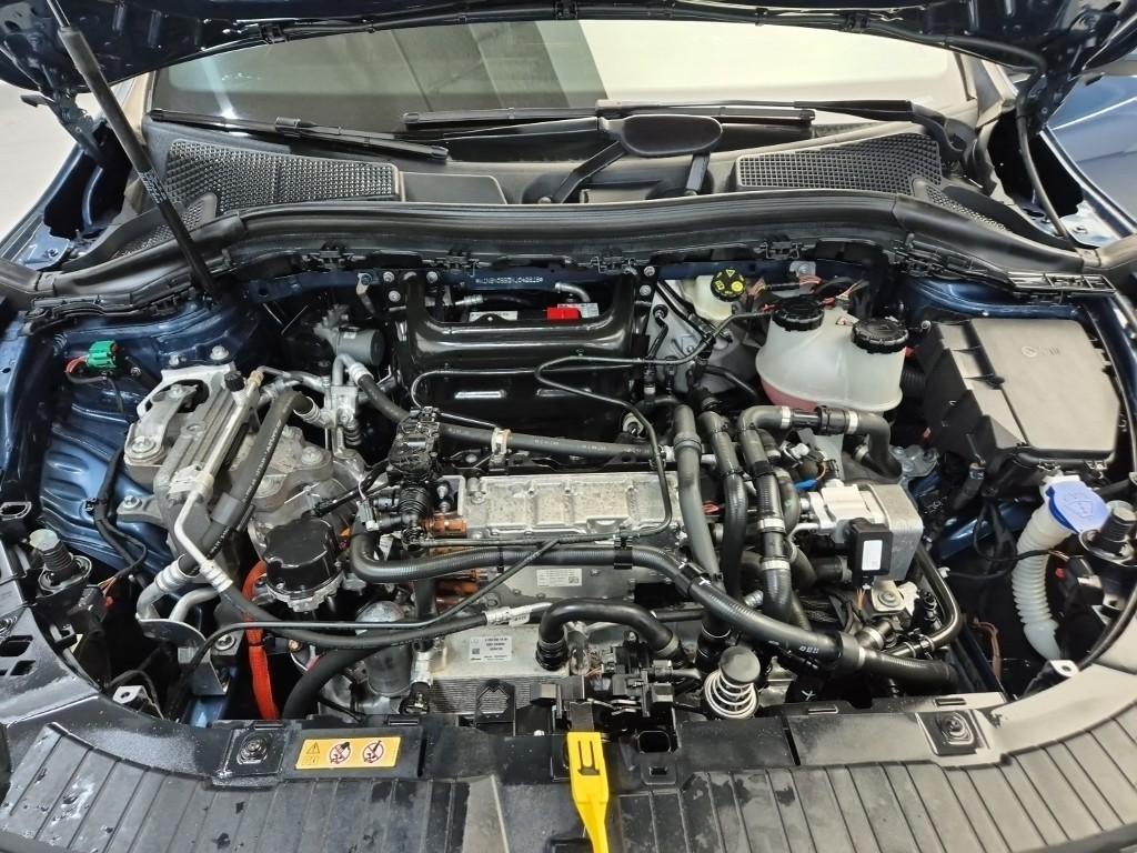 Mercedes Benz EQA - Vista 5