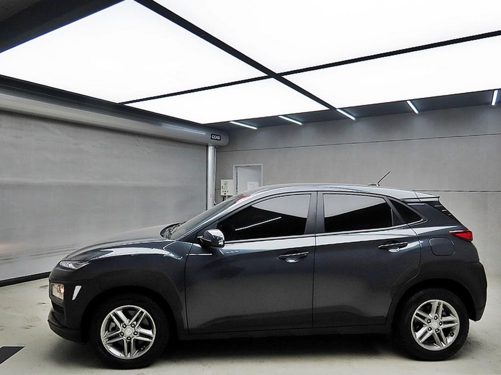 HYUNDAI Kona - Vista 4