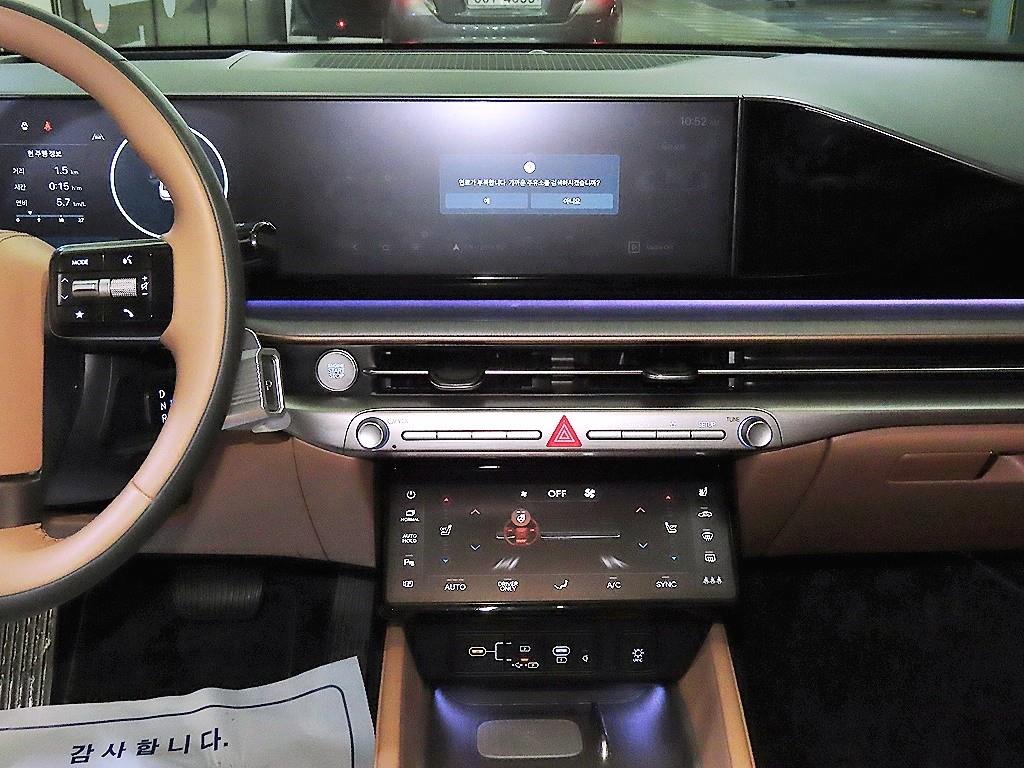 HYUNDAI Grandeur - Vista 11