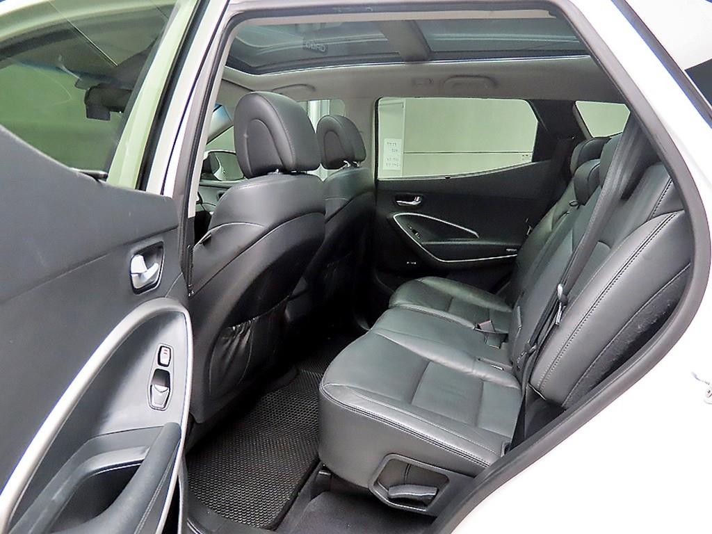 HYUNDAI Santa Fe - Vista 6