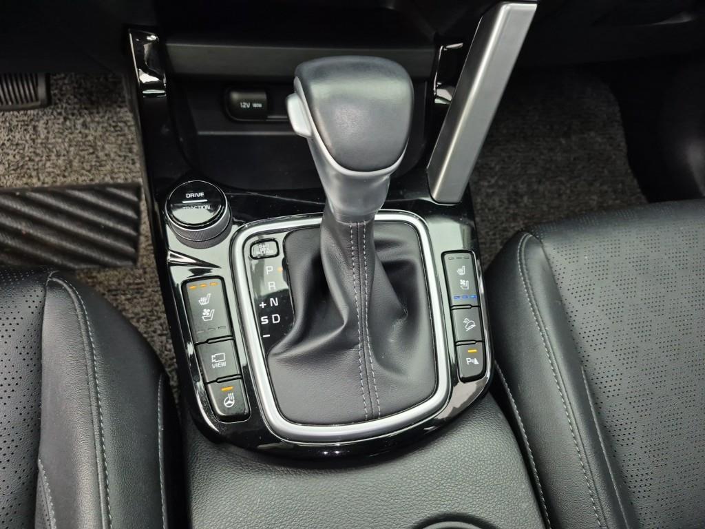 KIA Seltos - Vista 8