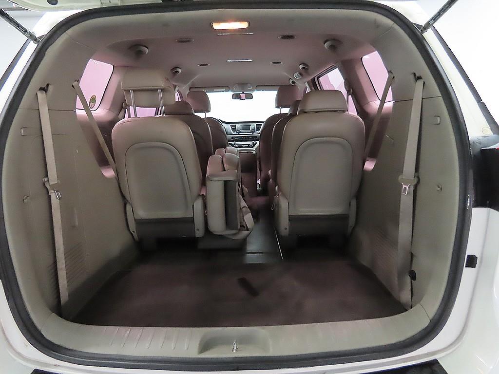 KIA Carnival 2018 Blanco - Importación desde Corea - HF Imports Iquique - Foto 8